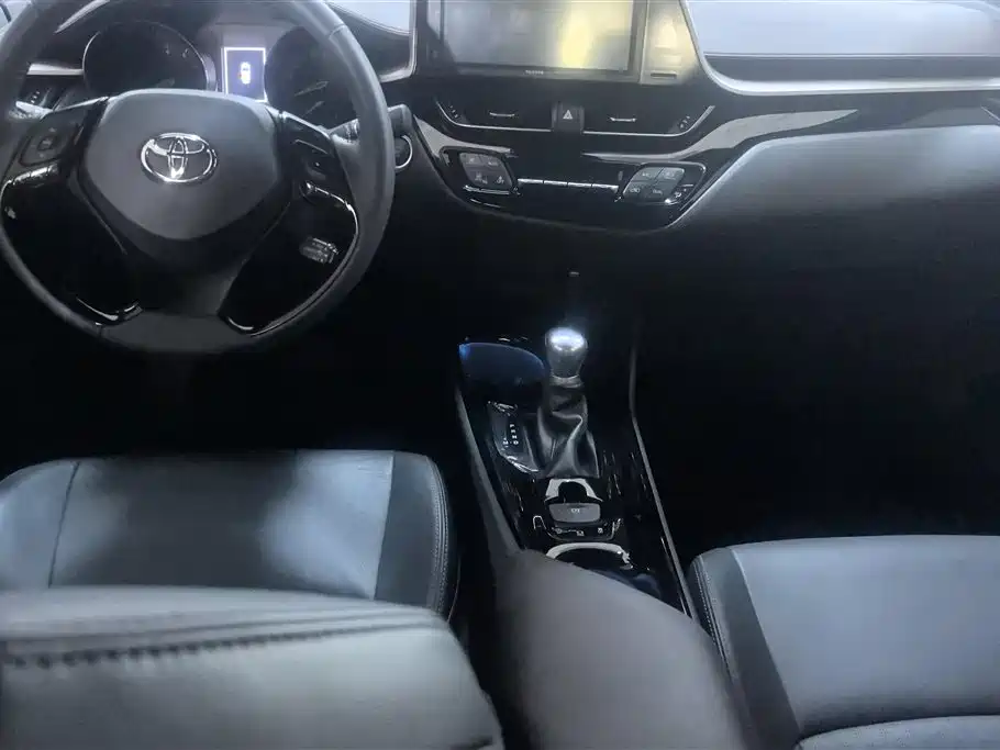 Toyota IZOA 2019 — фото 13