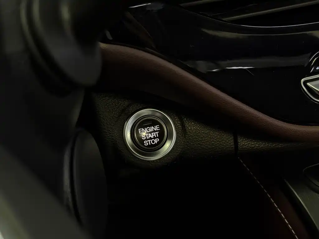 GAC Trumpchi M6 2021 — фото 18