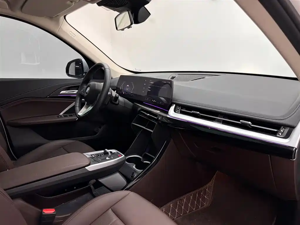 BMW X1 2024 — фото 11