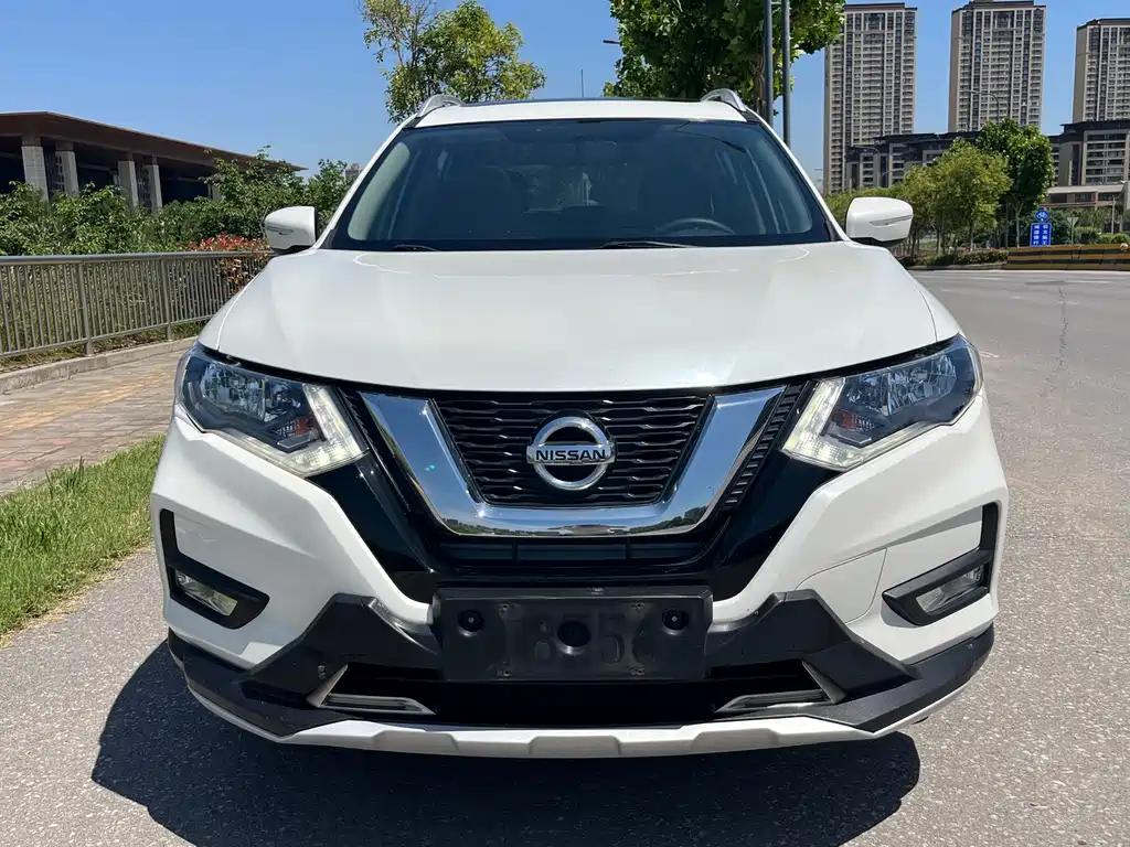 Nissan X-Trail 2018 — фото 2