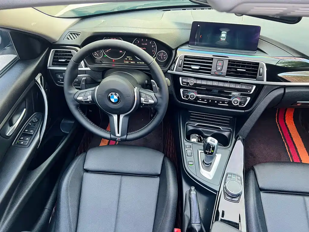 BMW 3 Series 2019 — фото 15