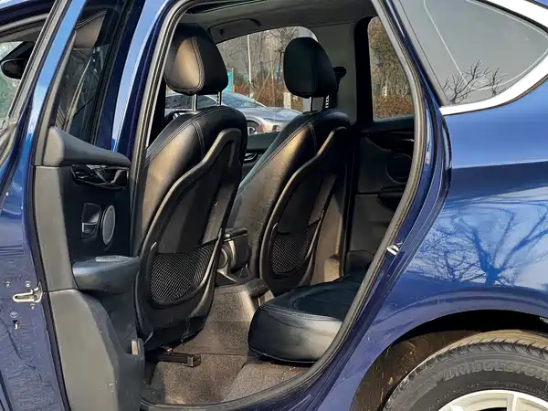 BMW 2 Series Station Wagon 2019