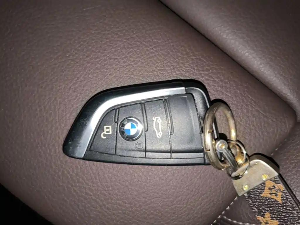 BMW X1 2021 — фото 9