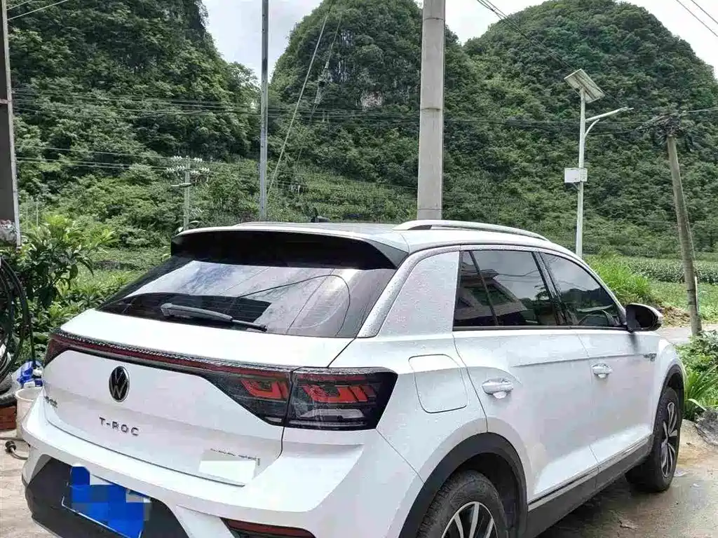 Volkswagen T-Roc 2023