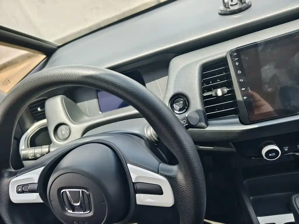 Honda Fit 2023 — фото 11
