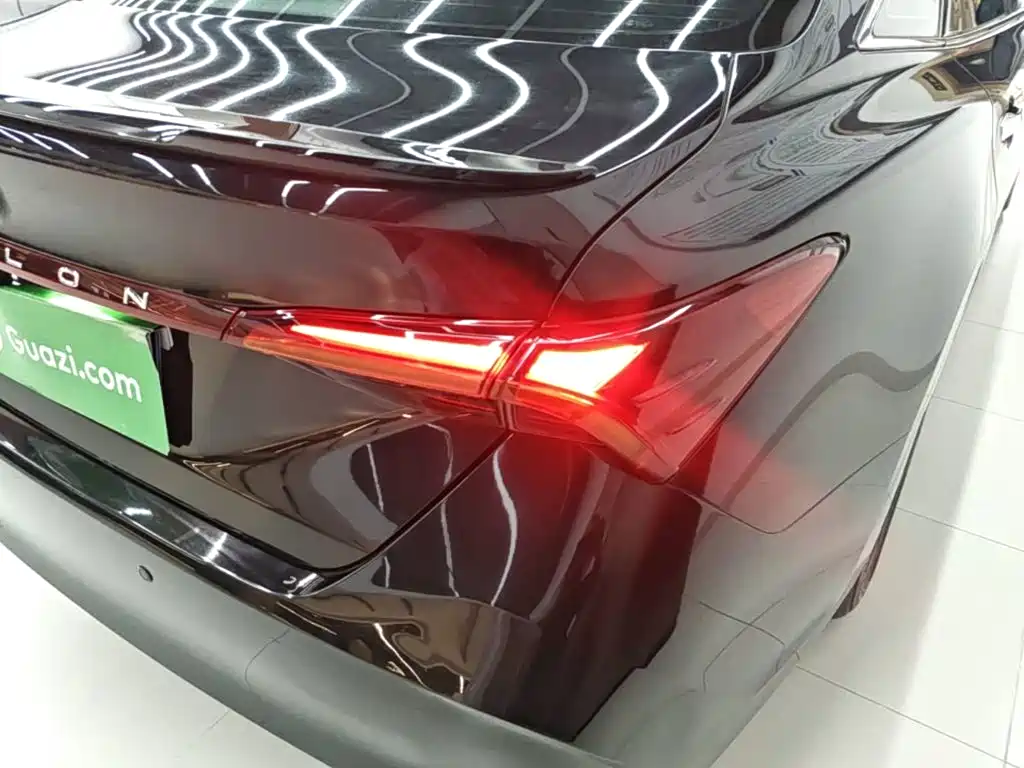 Toyota Avalon 2022 — фото 8
