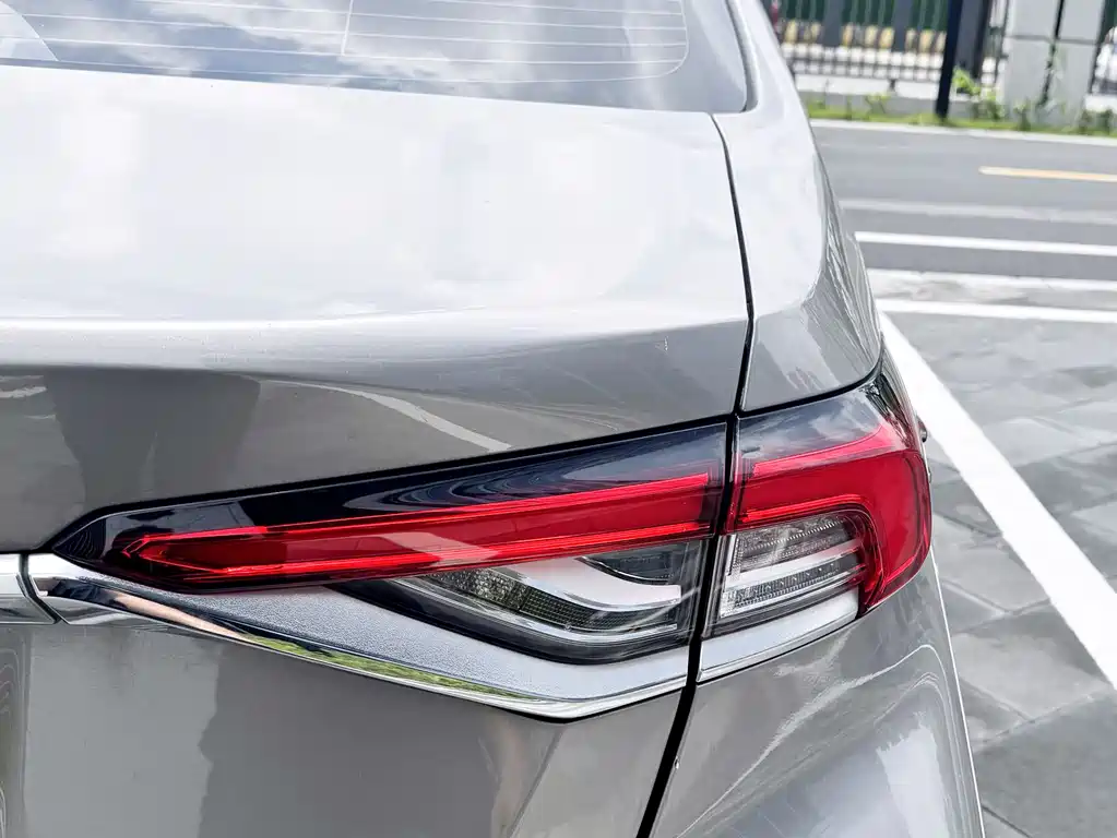 Toyota Corolla 2022 — фото 26