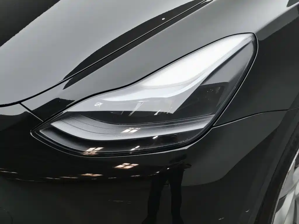 Tesla Model Y 2022 — фото 7