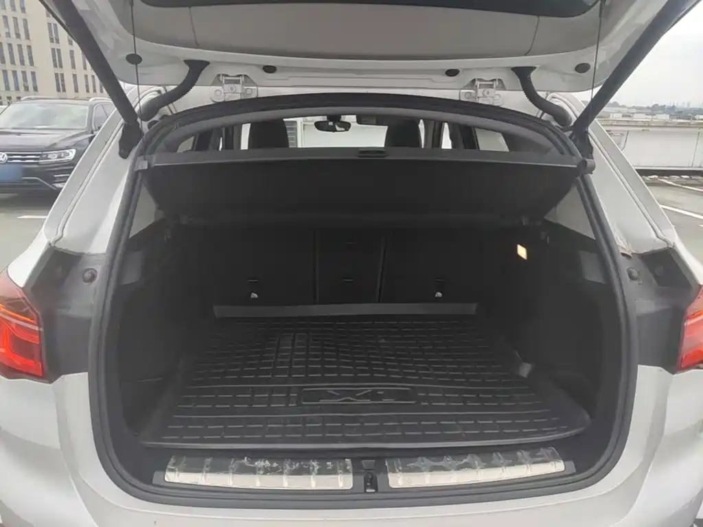 BMW X1 2019 — фото 15