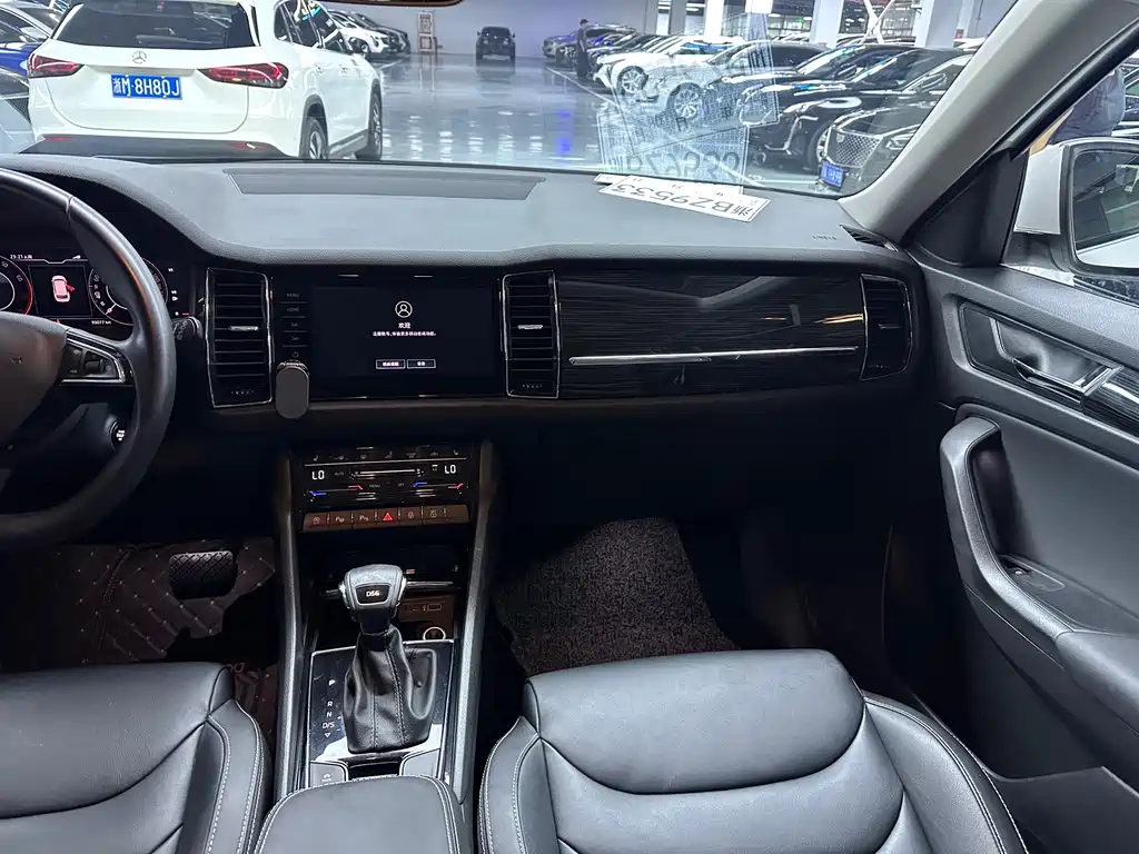 Skoda Kodiaq 2020 — фото 9