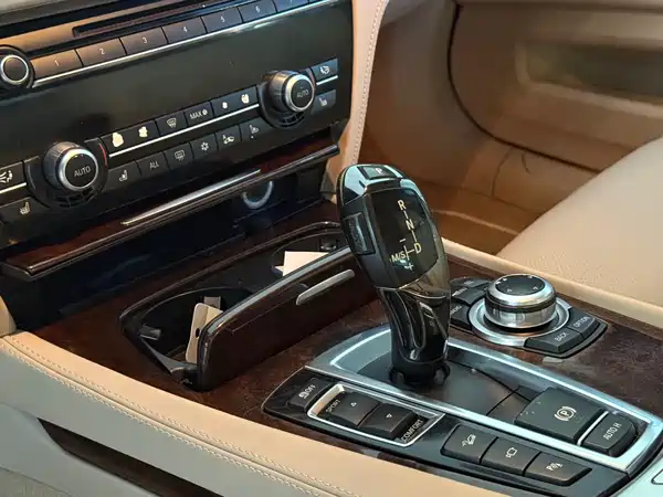 BMW 7 Series 2010
