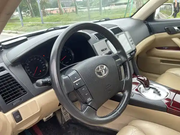 Toyota Reiz 2008