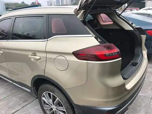 Geely Boyue 2018