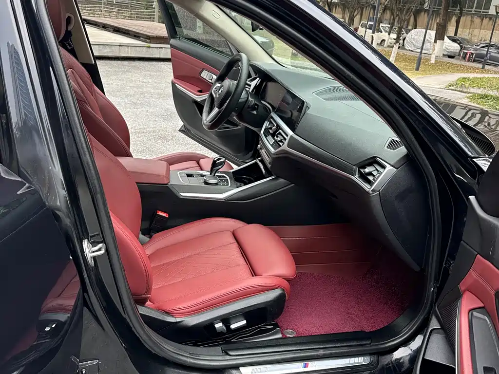 BMW 3 Series 2022 — фото 13