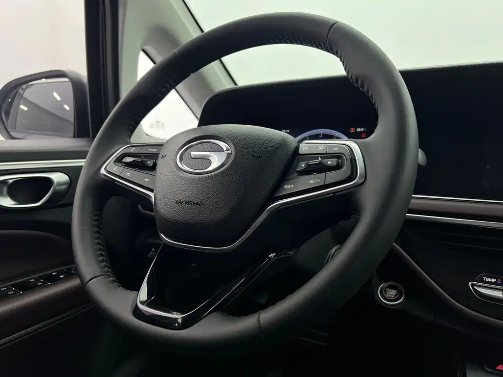 GAC Motor Trumpchi M6 2021 — фото 12