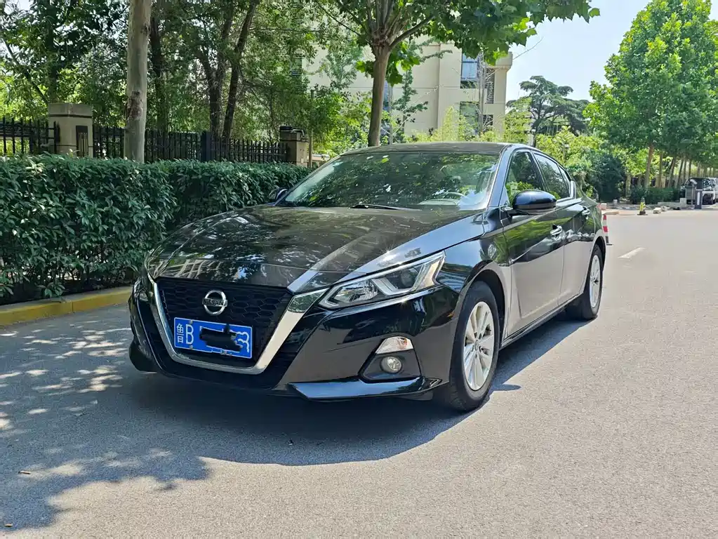 Nissan Teana 2022