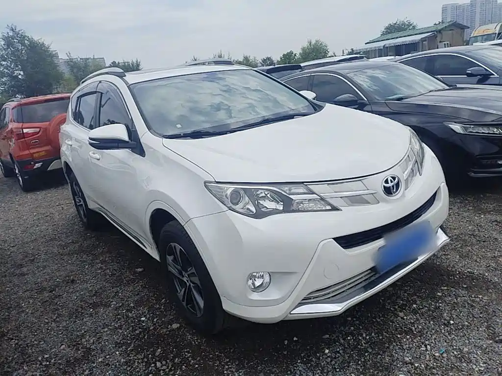 Toyota RAV4 2016 — фото 22