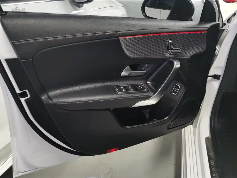 Mercedes-Benz A-Class 2021