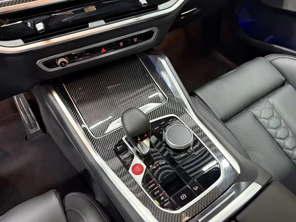 BMW X5 M 2025 — фото 19