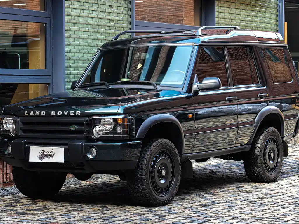 Land Rover Discovery 2003 — фото 1