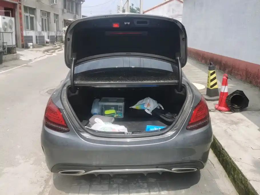 Mercedes-Benz C-Class 2020