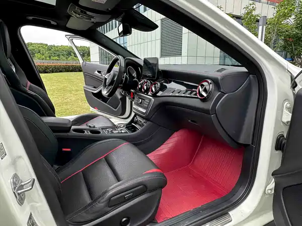 Mercedes-Benz GLA AMG 2017