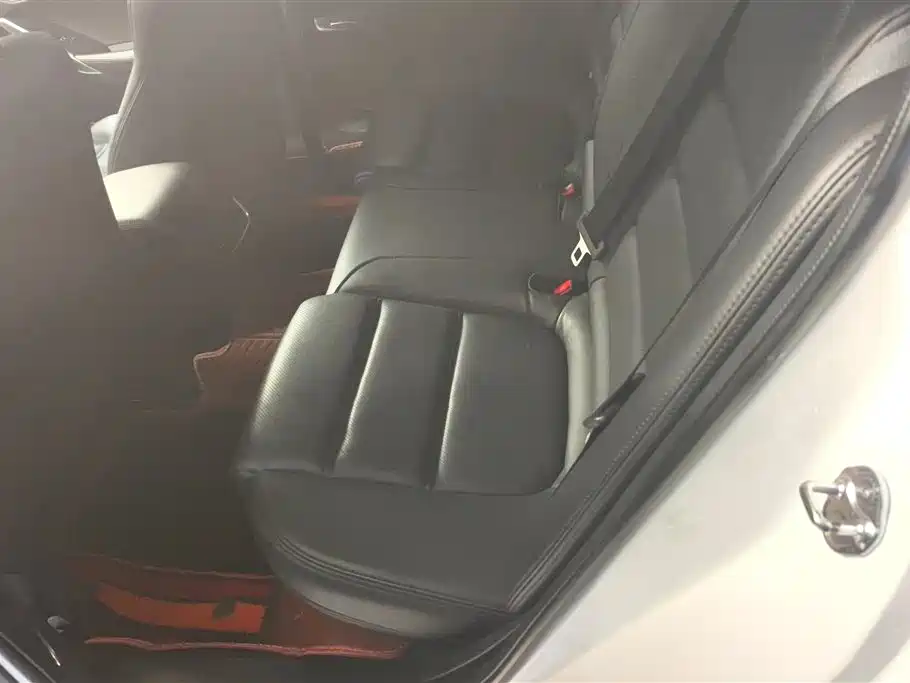 Mazda Atenza 2017 — фото 11