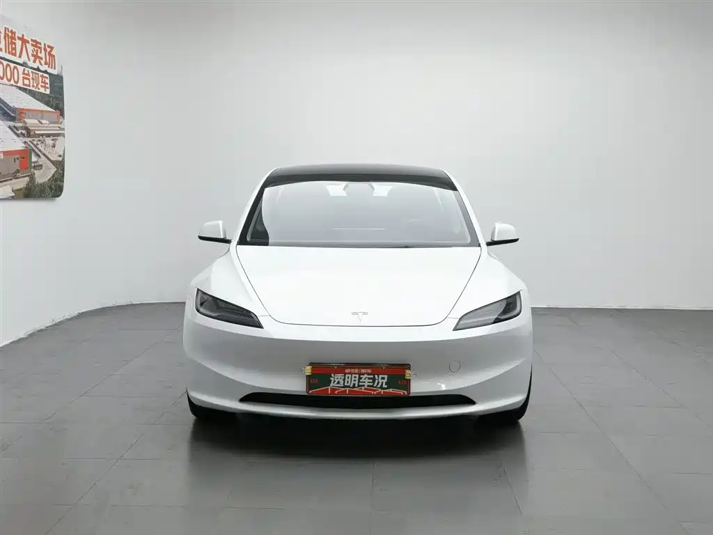 Tesla Model 3 2025 — фото 3