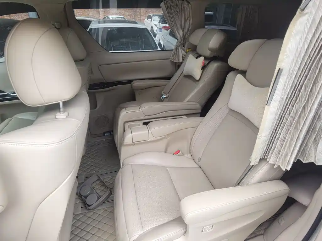 Toyota Alphard 2016 — фото 9