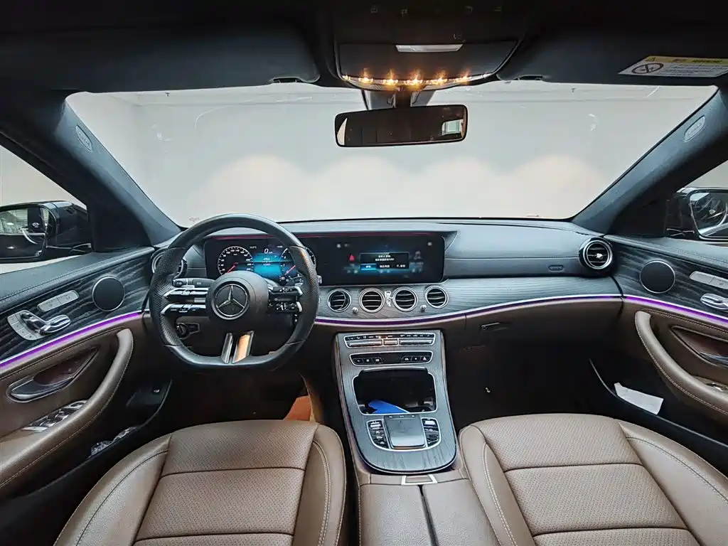 Mercedes-Benz E-Class 2021 — фото 14