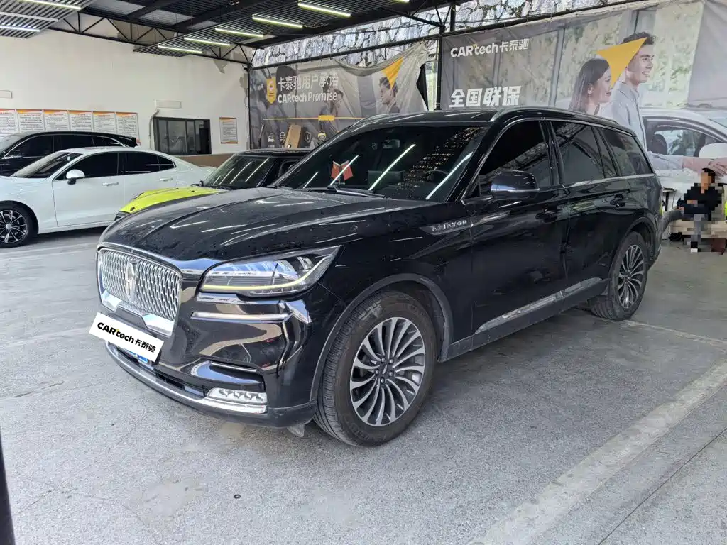 Lincoln Aviator 2021 — фото 1