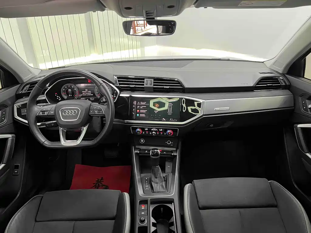 Audi Q3 2022 — фото 16