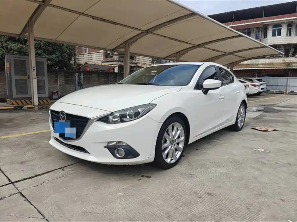 Mazda 3 Axela 2015 — фото 1