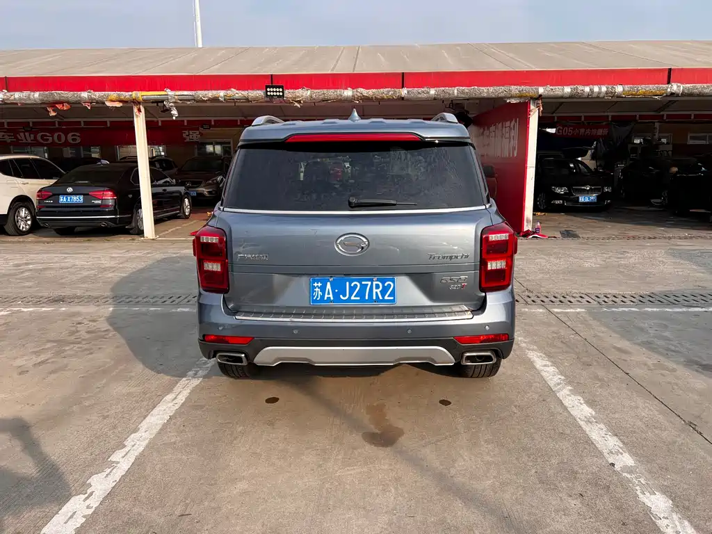 GAC Motor Trumpchi GS8 2017 — фото 19