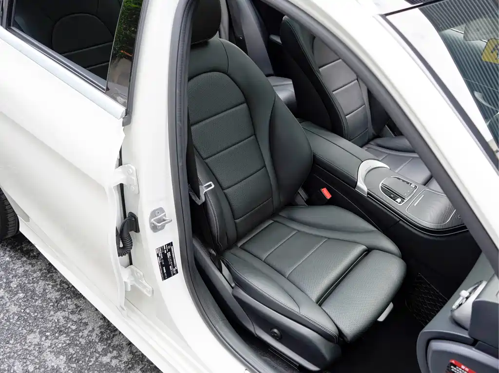 Mercedes-Benz C-Class 2021 — фото 19