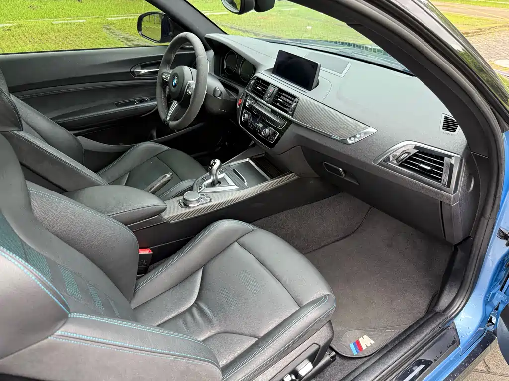 BMW M2 2020 — фото 10