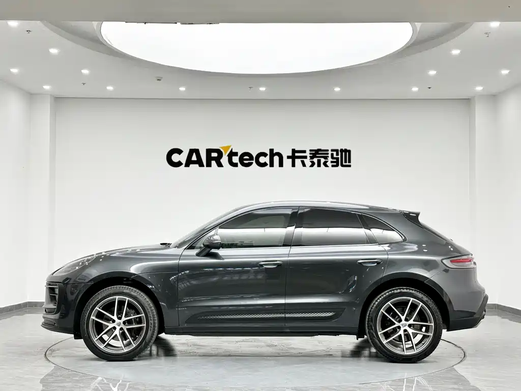 Porsche Macan 2022 — фото 5