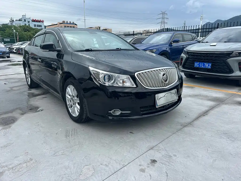 Buick LaCrosse 2013 — фото 2