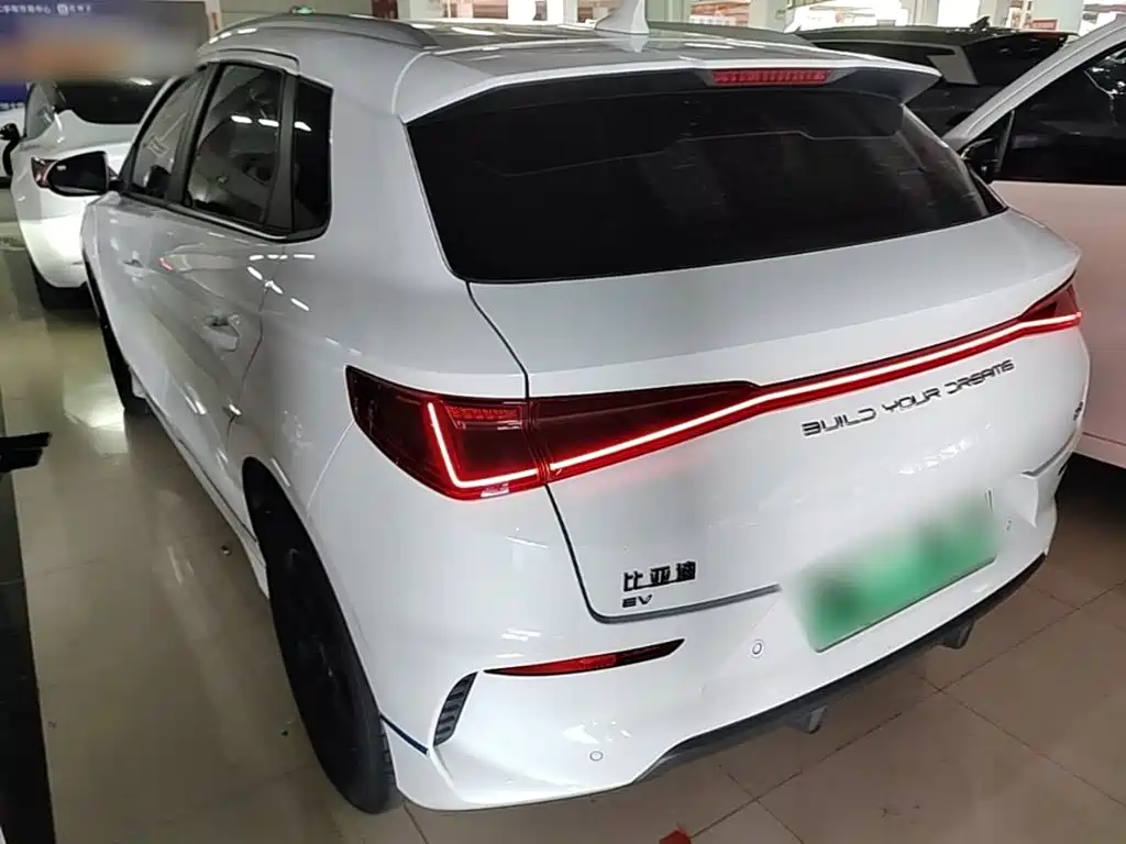 BYD e2 2021
