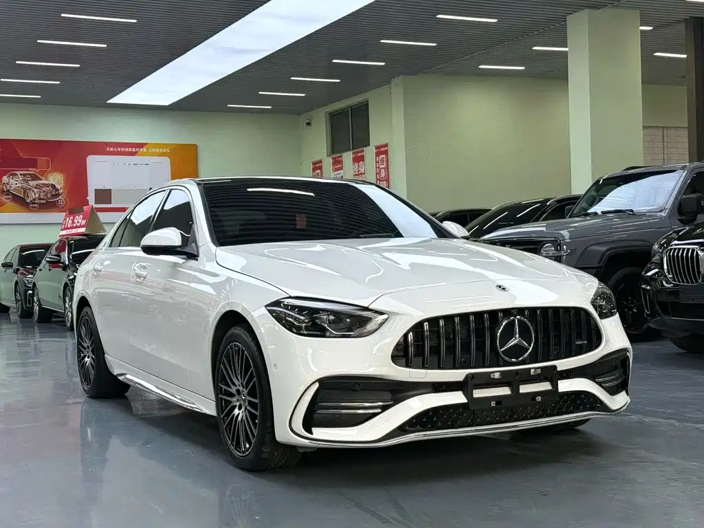 Mercedes-Benz C-Class 2024