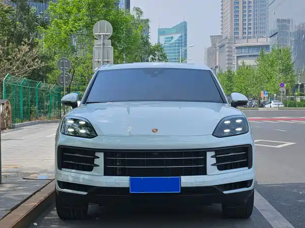 Porsche Cayenne 2024