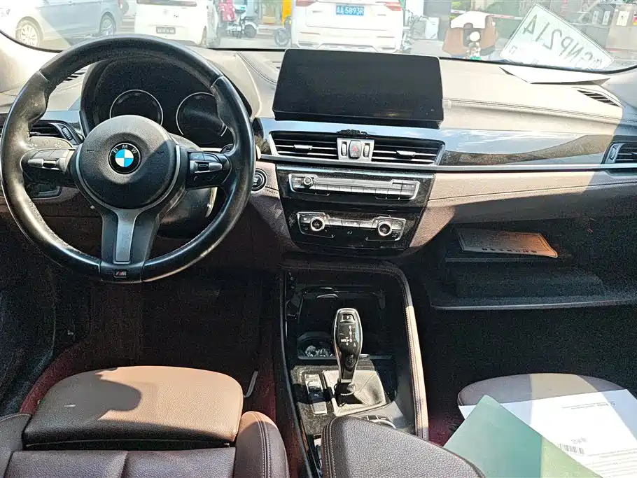 BMW X2 2021 — фото 12