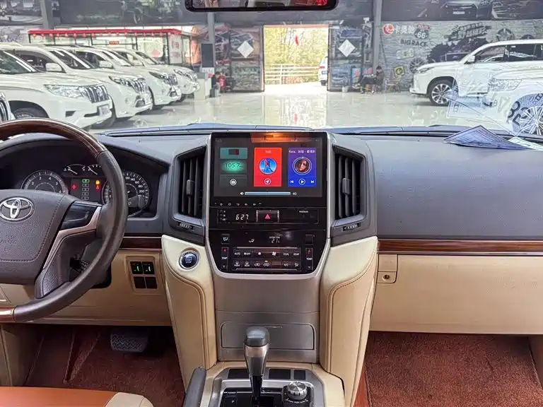 Toyota Land Cruiser 2017