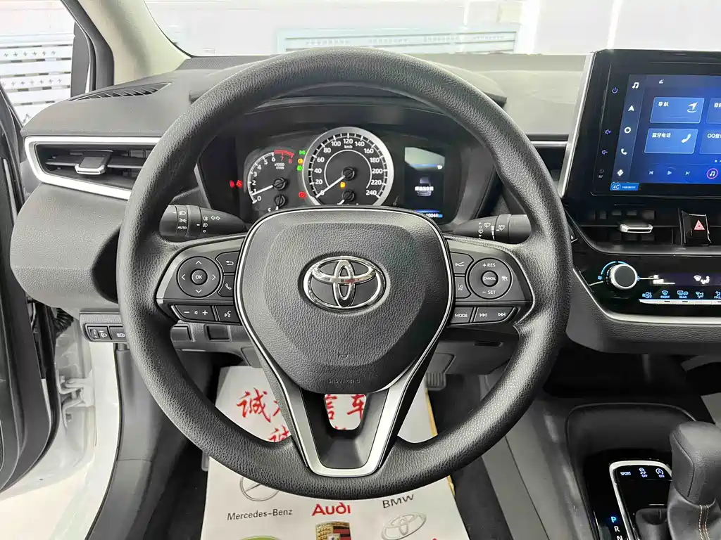 Toyota Corolla 2022 — фото 11