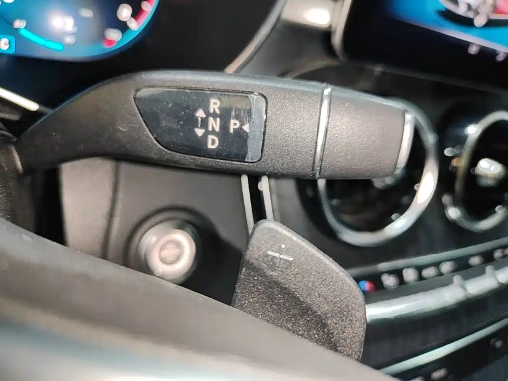 Mercedes-Benz C-Class 2019 — фото 10