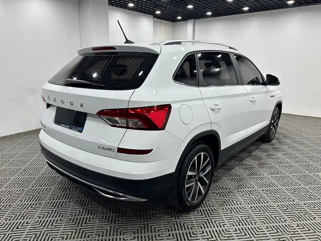 Skoda Kamiq 2023 — фото 9