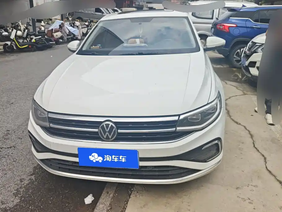 Volkswagen Bora 2023