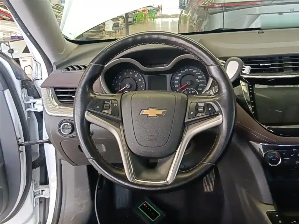 Chevrolet Malibu 2019 — фото 11