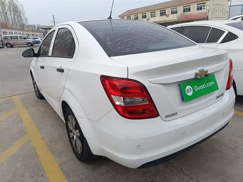 Chevrolet Aveo 2015 — фото 5