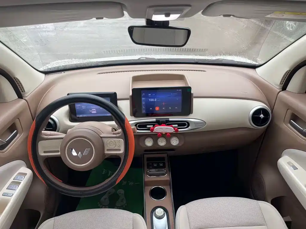 Wuling MINIEV 2025